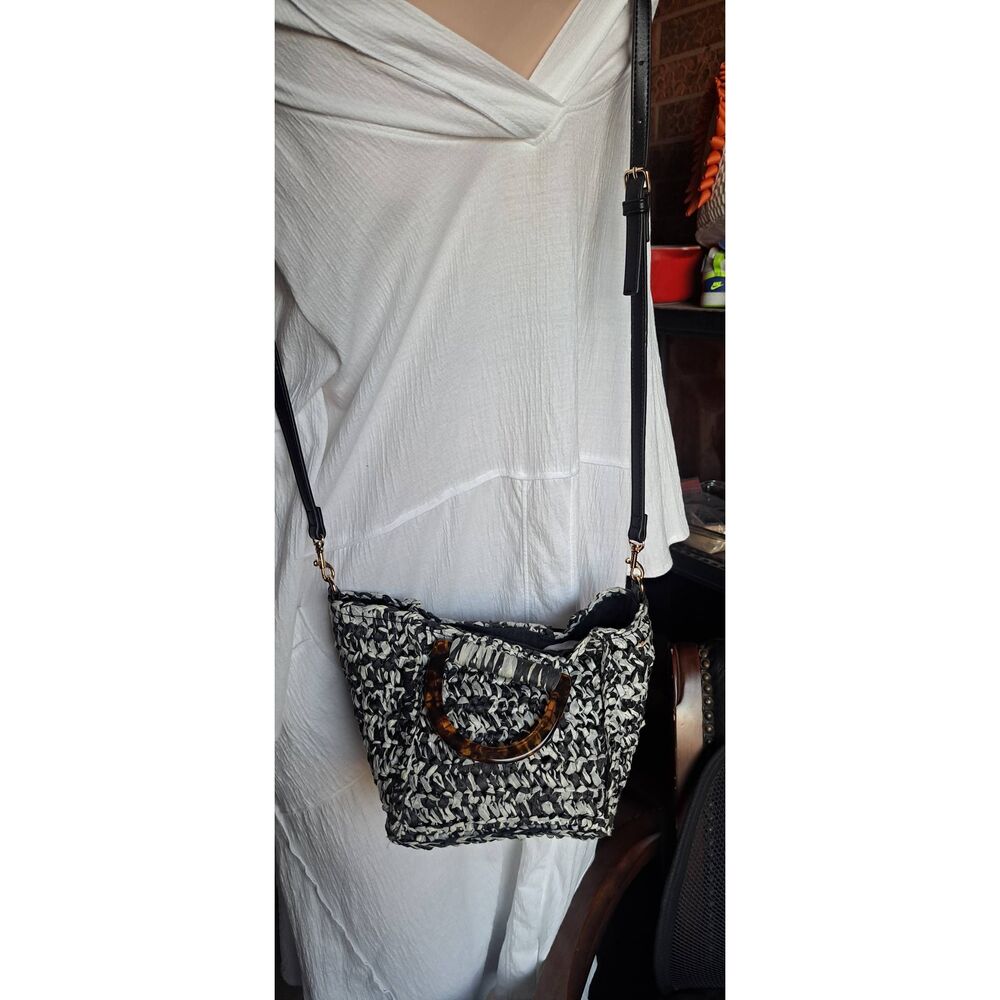 Banana Republic Woven Mini Crossbody Bag Black White Raffia Style Tortoise Handl